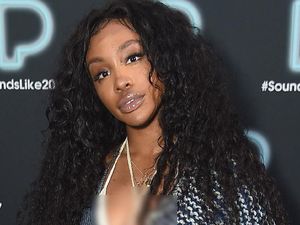 Ditodong Kolaborasi dengan Frank Ocean, Ini Jawaban SZA