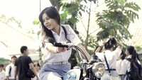 Vanesha Prescilla sukses memerankan tokoh Milea di film Dilan 1990. Tak hanya parasnya yang jelita, kemampuan aktingnya pun tidak perlu diragukan. (Foto: Instagram/vaneshaass)