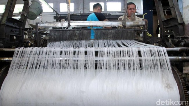 Digempur Produk Impor, Pengusaha Tekstil Minta Perlindungan Jokowi Digempur Produk Impor, Pengusaha Tekstil Minta Perlindungan Jokowi