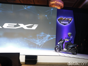 Jajal Lexi, Valentino Rossi: Motornya Seksi