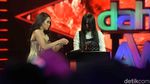 Wah.... Ayu Ting Ting Diramal Segera Menikah