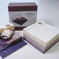 Kertas memo kecil dengan perekat di bagian belakang atau yang biasanya disebut post-it menjadi perlengkapan umum para pekerja setelah pulpen. Biasanya post-it digunakan untuk menulis pesan atau catatan kepada diri sendiri atau rekan kerja. Foto: Instagram Triad Inc