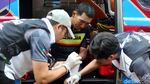 Pebalap Bertumbangan di Etape Neraka