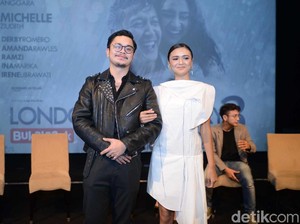 Main Film, Derby Romero Jadi Dokter Genit dan Banyak Tingkah