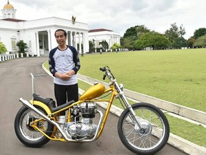 Spion Motor Jokowi Tiba-tiba Pindah ke Tengah Ini Kata Modifikator