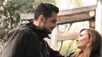 Jonas Rivanno dan Asmirandah menikah pada akhir tahun 2013 silam dan menyita luas perhatian publik. Foto: Instagram/asmirandah89