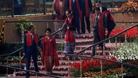 Parade Republic Day di New Delhi, India ini dihadiri oleh eluruh pemimpin negara-negara ASEAN akan hadir. Selain Jokowi yang didampingi Ibu Iriana, ada juga Presiden Filipina Rodrigo Duterte, PM Malaysia Najib Razak, dan pemimpin Myanmar, Aung San Suu Kyi.