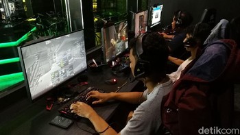 Untuk standarisasi iCafe-nya sendiri terbagi menjadi tiga klasifikasi, yakno Silver, Gold, dan Platinum. Harcore iCafe di Malang ini menjadi iCafe pertama di Indonesia yang memenuhi standar Platinum. Foto: detikINET/Muhammad Alif Goenawan