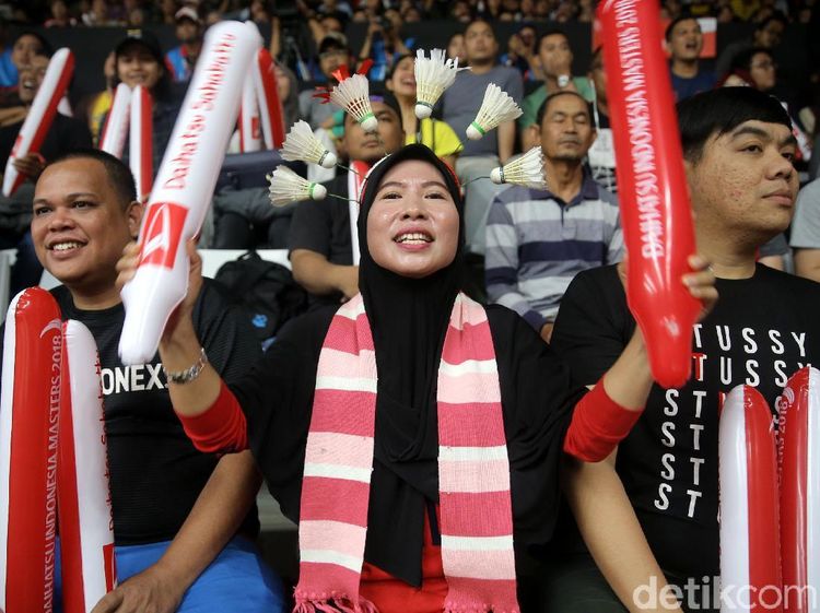 Bermacam Gaya Suporter Indonesia Masters 2018