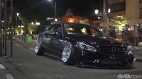Ini dia mobil kustom Mercedez-Benz E250 W212 yang akan dipamerkan di Osaka Automesse 2018 di Jepang. Istimewa/NMAA