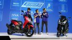 Ketika Rossi dan Vinales Tunggangi Yamaha Lexi