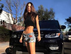 Alexis Ren, Dewi Perang Super Seksi di Final Fantasy XV