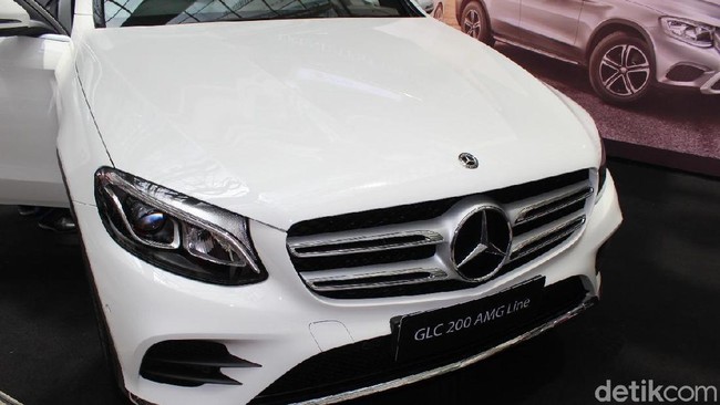Mengintip Performa SUV Mercy Rakitan Bogor