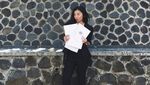 Pesona Putri Feni Rose yang Cantik dan Kece Banget