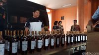 Pemusnahan miras oleh Bea Cukai Bandara Soekarno Hatta