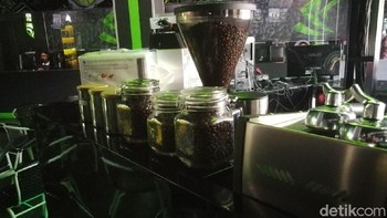 Ada juga pilihan minuman kopi mulai dari Rp 6 ribu sampai Rp 10 ribu. Foto: detikINET/Muhammad Alif Goenawan