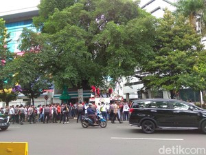 Alasan Driver yang Dukung Aturan Baru Taksi Online