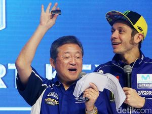 Vinales: Cepat Perpanjang Kontrakmu, Rossi!