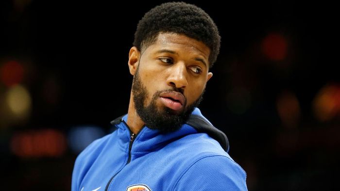 Paul George memilih bertahan di Oklahoma City Thunder (Foto: Kirk Irwin/Getty Images) Paul George memilih bertahan di Oklahoma City Thunder (Foto: Kirk Irwin/Getty Images)