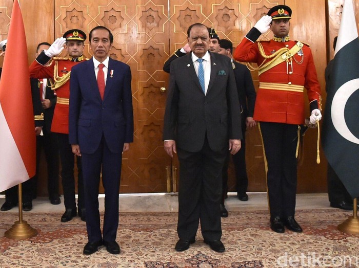 Jokowi Bertemu PM Pakistan untuk Bahas Perdagangan