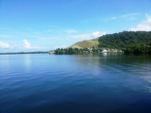 Sejuk, Begini Indahnya Danau Sentani di Jayapura