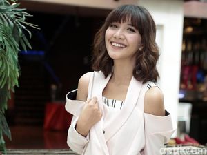 Siang-siang Gini Lihat Si Cantik Sheila Dara Bikin Seger!