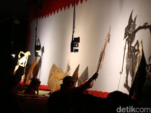 Jokowi Wayangan Kresno Jumeneng Ratu, Apa Pesannya?