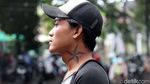 Foto: Ratusan Orang Ikuti Layanan Hapus Tato