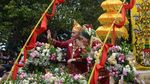 Melihat Lagi Kirab Budaya Nikahan Gubernur Kalteng & Istrinya yang Cantik