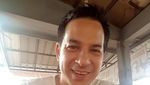 Wah, Ari Wibowo Ternyata Doyan Makan di Warung Pinggir Jalan!
