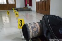 Pimpinan Ponpes Al Hidayah Cicalengka Dianiaya di Dalam Masjid