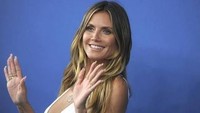Heidi Klum adalah eksekutif produser, Project Runaway. Selain itu ia juga memiliki merek fashion dan aksesori sendiri. She Knows/Istimewa.