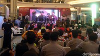 Dalam kegiatan Banyumas Police Expo 2018 itu yang dilaksanakan selama dua hari mulai hari ini hingga Minggu (28/1) menampilkan Kirab Taruna Akpol, kemudian kampanye anti hoax, Talk Show Pilkada damai, Deklarasi Pilkada damai.