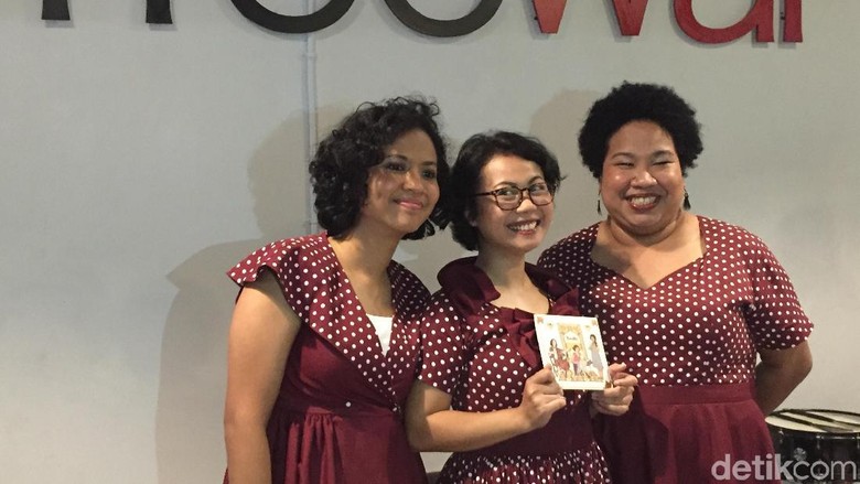 Album Perkenalan dari Trio Nonaria Album Perkenalan dari Trio Nonaria