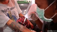 Namun hingga siang, baru sekitar 120 orang yang sudah datang.