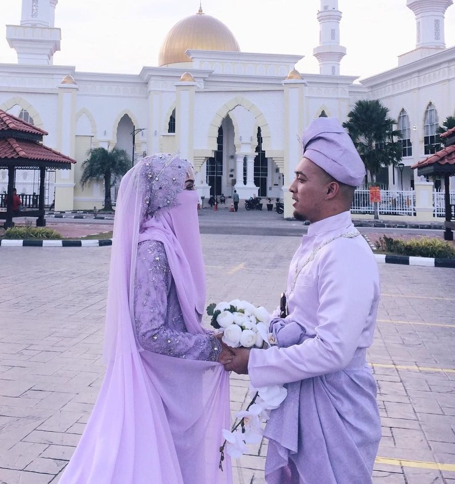 Cantik Nan Teduh, Ini Deretan Inspirasi Busana Pengantin Bercadar