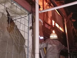 Kebakaran di Krukut Tamansari, 26 Unit Pemadam Dikerahkan