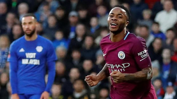 Raheem Sterling mencetak gol kedua Manchester City.