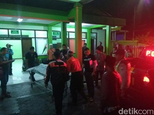 Wanita Paruh Baya Ditemukan Tewas di Bawah Tower, Diduga Dibunuh