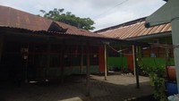 Sepekan terakhir ini Kota Makassar Sulawesi Selatan di terjang hujan lebat disertai angin kencang. Pemerintah daerah telah mengimbau warga untuk waspada dan berhati-hati.  (Foto: Ibnu Munsir/detikcom)