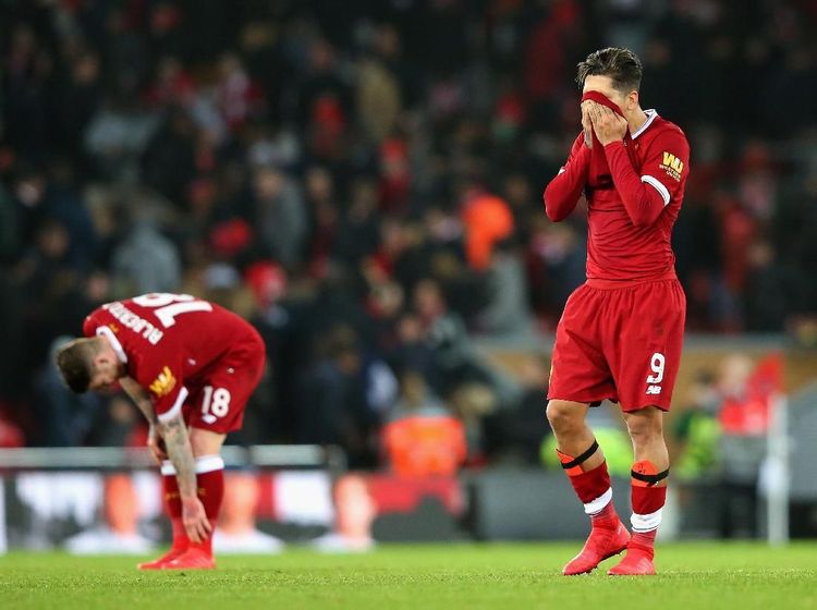 Foto: Liverpool Tertunduk Lesu di Anfield