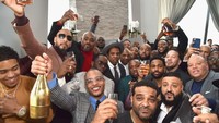 Mulai dari DJ Khaled, Big Sean, hingga Jay-Z tampak di acara tersebut. Foto: Twitter Pop Crave