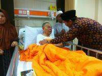 Umar Basri saat di rumah sakit.