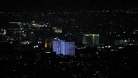 Pemandangan Bandung City Light akan terlihat indah jika cuaca sedang tidak hujan dan langit akan menjadi terang akibat cahaya yang ditimbulkan oleh ribuan lampu itu. (Wisma Putra/detikTravel)