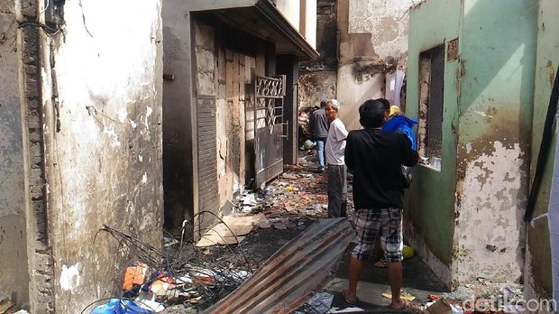 Cerita Warga Tamansari Selamatkan Diri saat Kebakaran