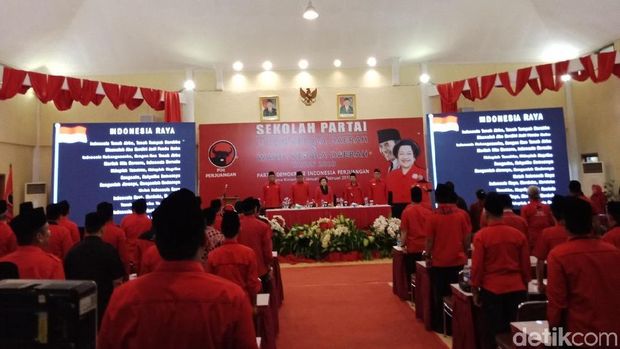 Megawati Hadiri Sekolah Calon Kepala Daerah PDIP di Depok