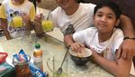 Ini 9 Momen Asyik Andre Taulany dan Keluarga Saat Makan Bersama