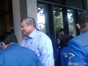 Jelang Verifikasi Faktual KPU,  SBY-AHY Tiba di Kantor DPP Demokrat