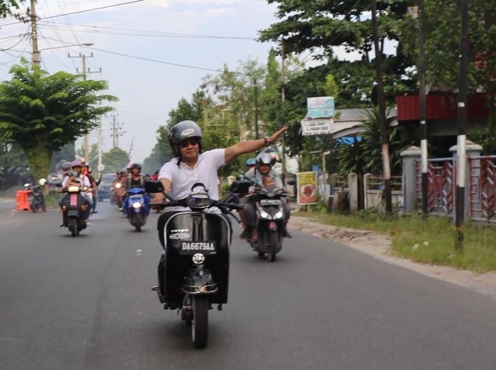 Bersama Gubernur Kalteng, Cak Imin Ramaikan Jalan Sehat Relawan
