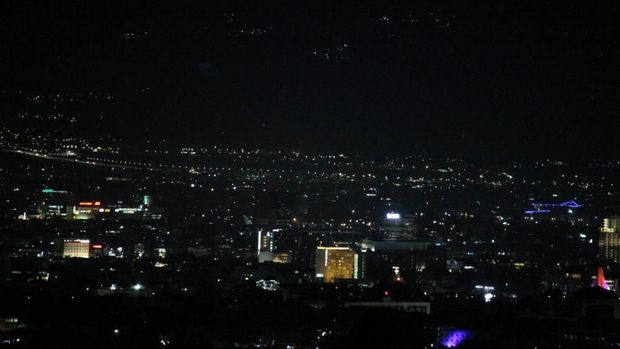 Melihat Cantiknya Bandung Dari Ketinggian Di Malam Hari